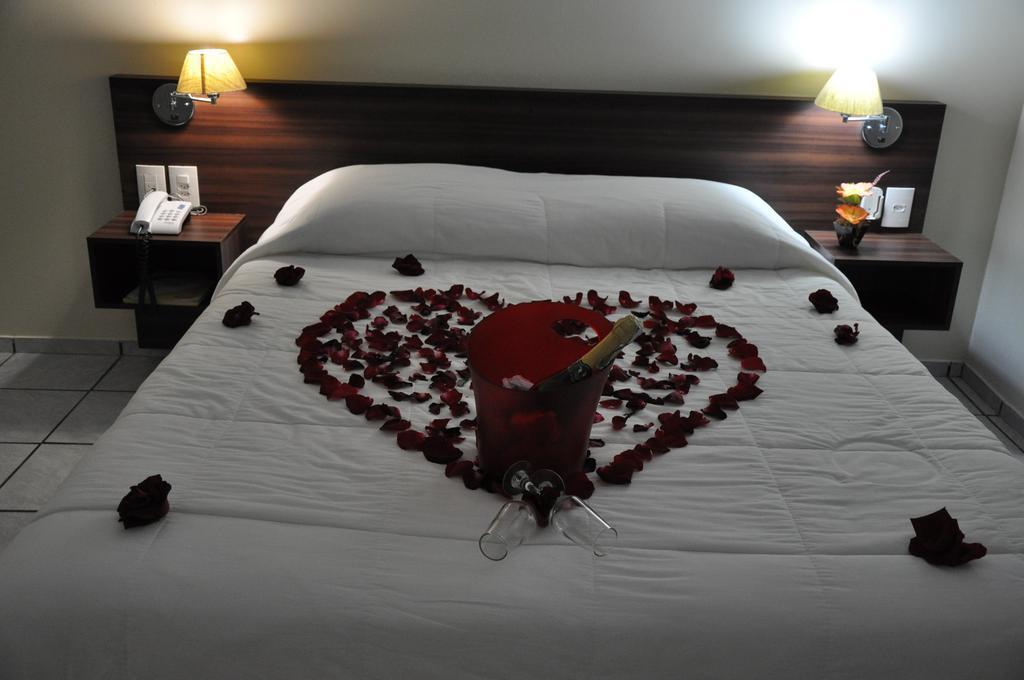 Hotel Rekinte Αρακαζού Εξωτερικό φωτογραφία